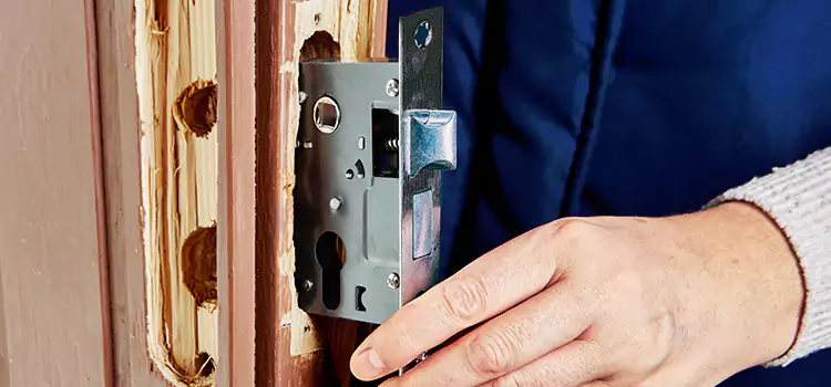 Garage Door Lock Replacement Fuquay-Varina